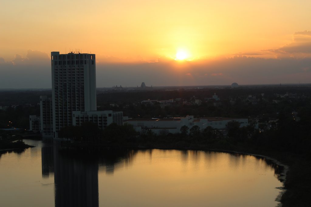 Best Western Lake Buena Vista Hotel sunset view